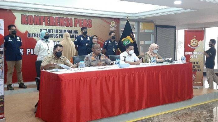 Kabid Humas Polda Metro Jaya Kombes Pol Yusri Yunus di Polda Metro Jaya, Jakarta Selatan, Selasa (23/2/2021).