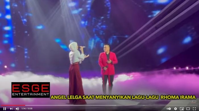 Angel Lelga menyanyikan lagu Rhoma Irama