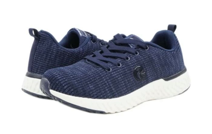 Brand Lokal Sepatu Running