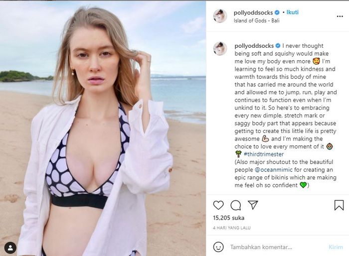 
Polly Alexandria yang sedang hamil