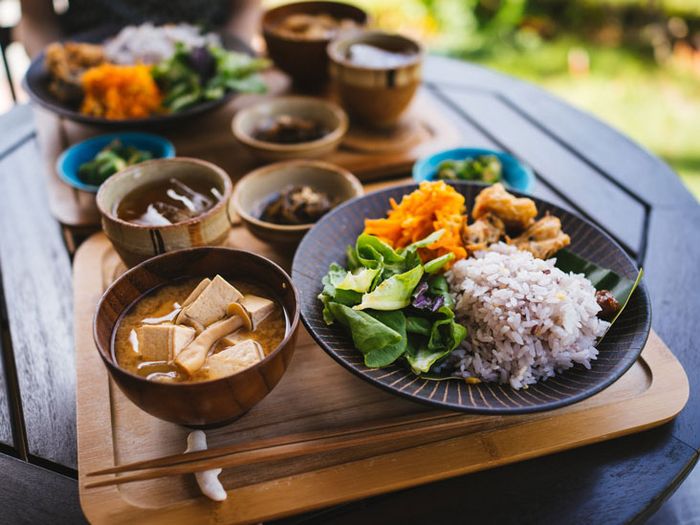 Diet okinawa yang menyenangkan