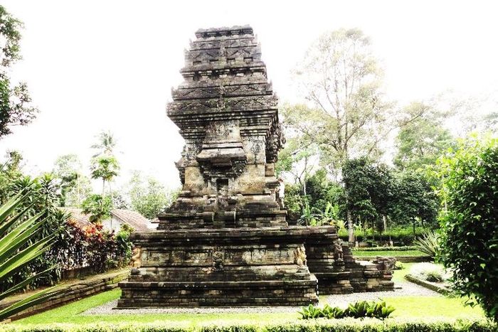 Berjaya pada Abad Ke-12, Berikut 4 Candi Peninggalan dari Kerajaan