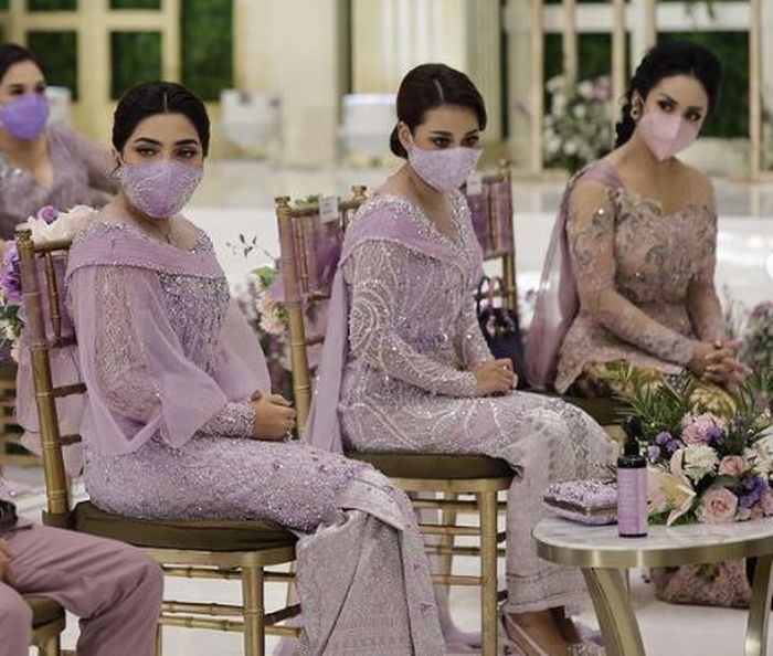 Penampilan kebaya Ashanty, Aurel dan Krisdayanti