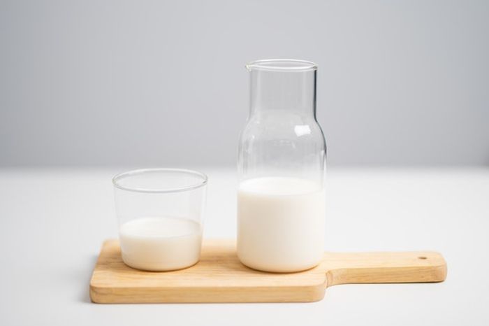Sering Sulit BAB? Coba Atasi dengan Konsumsi 4 Minuman Ini, Salah