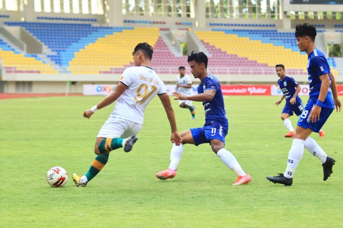 PSIS Semarang vs Tira Persikabo, laga penyisihan Grup B, PIala Menpora 2021, di Stadion Manahan, Surakarta, Kamis (25/3/2021).