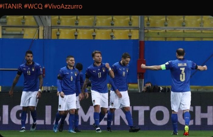 Timnas Italia sukses meraih kemenangan 2-0 atas timnas Irlandia Utara pada laga Grup C Kualifikasi Piala Dunia 2022.