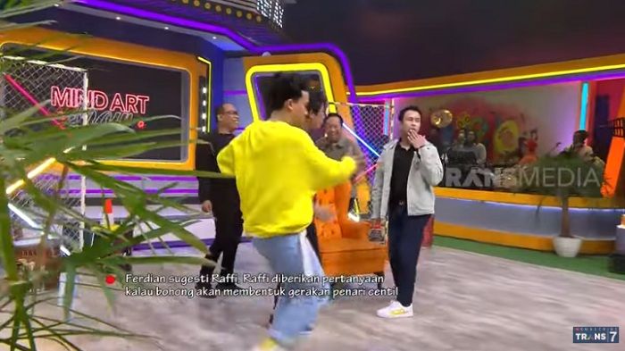 ouTube TRANS7 Official__ Raffi Ahmad disugesti untuk berjoget centil setiap kali ketahuan berkata bohong