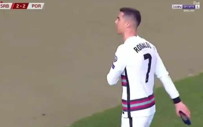 Ekspresi megabintang timnas Portugal, Cristiano Ronaldo, dalam laga Grup A Kualifikasi Piala Dunia 2022 Zona Eropa kontra timnas Serbia di Stadion Rajko Mitic, Sabtu (27/3/2021).
