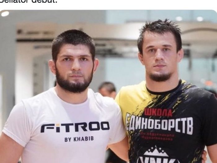 Khabib Nurmagomedov (kanan) dan Usman Nurmagomedov (kiri).