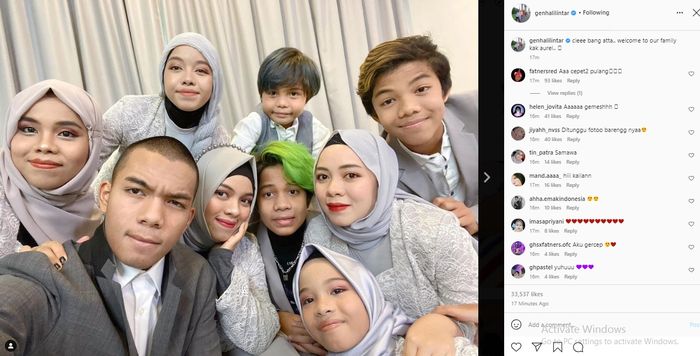 Adik-adik Atta Halilintar ikut pakai kebaya dan setelah jas meskipun tak bisa hadir di pernikahan.