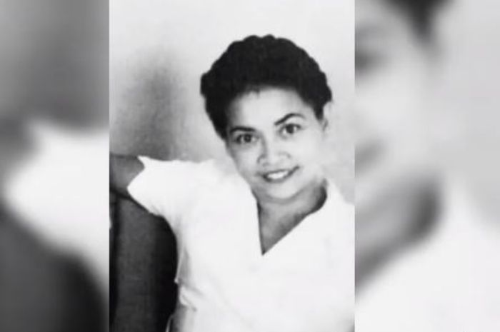 Kecantikan ibunda Widyawati saat masih muda