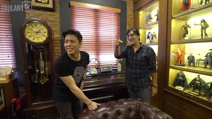 Ruang tamu Ariel Noah
