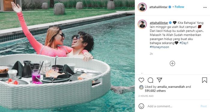 Atta Halilintar pamer momen honeymoon di Bali bersama Aurel Hermansyah.
