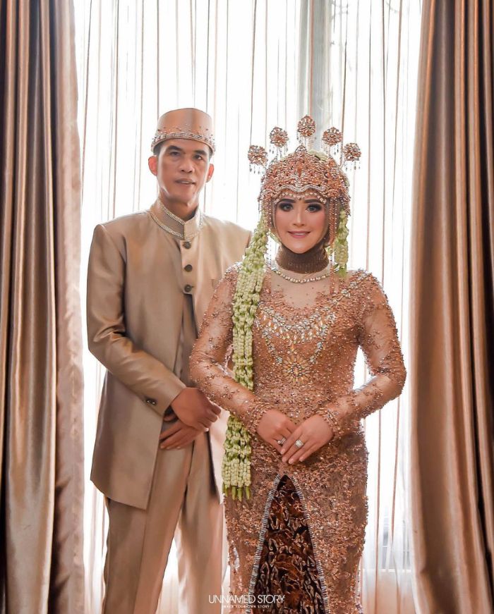 Foto pernikahan Meggy Wulandari dan Mamad Muhammad mengusung Adat Sunda