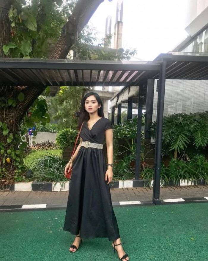 Transformasi kecantikan Era Setyowati, yang mengaku dihamili bos BUMN Prof Muradi.