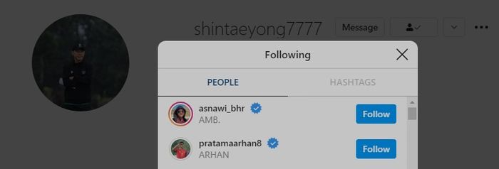 Dua pemain yang di-follow Shin Tae-yong di Instagram, Asnawi Mangkualam dan Pratama Arhan (12/3/2021).