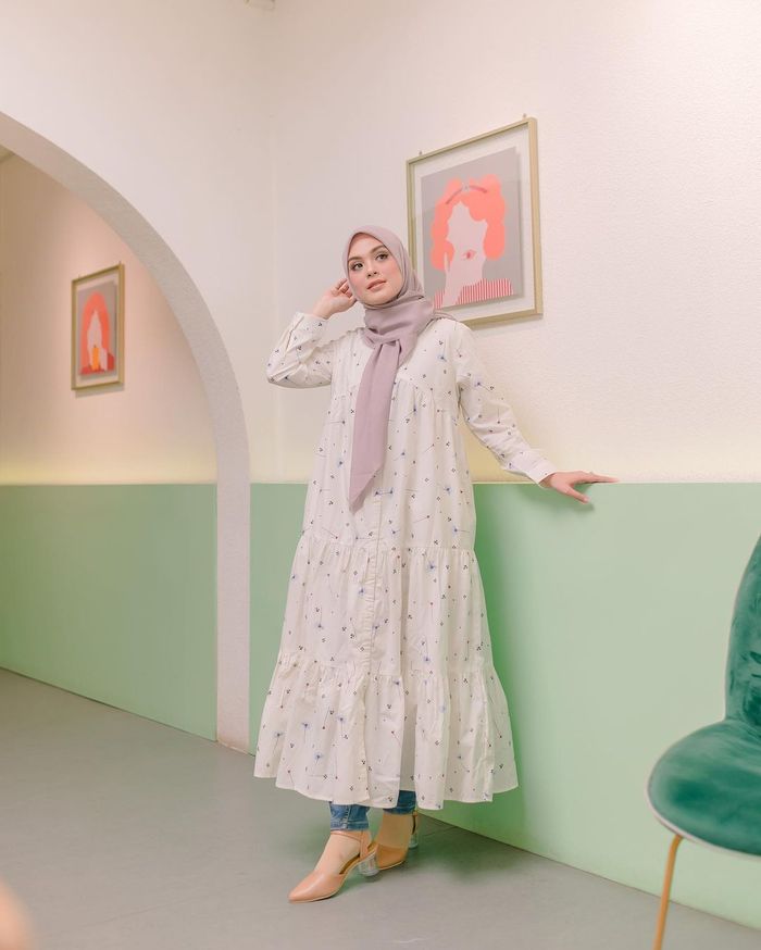 Gamis kekinian ala <a href='https://medan.tribunnews.com/tag/vebby-palwinta' title='Vebby Palwinta'>Vebby Palwinta</a>