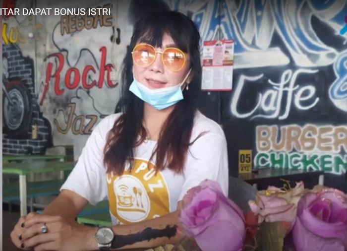 Susan, jual kafe seharga 2,9 miliar dan bonus istri bagi pembelinya.