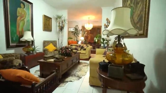 Rumah mewah ibunda Ivan Gunawan, Erna Gunawan 