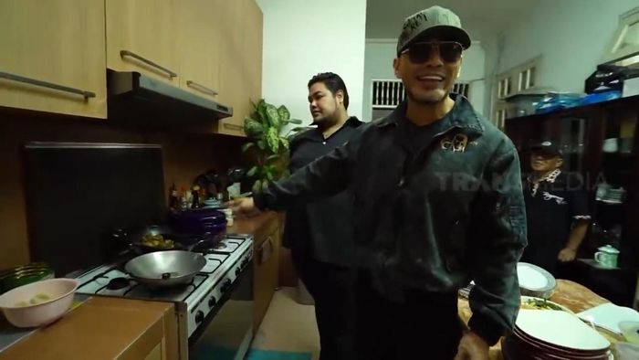 Rumah mewah ibunda Ivan Gunawan, Erna Gunawan