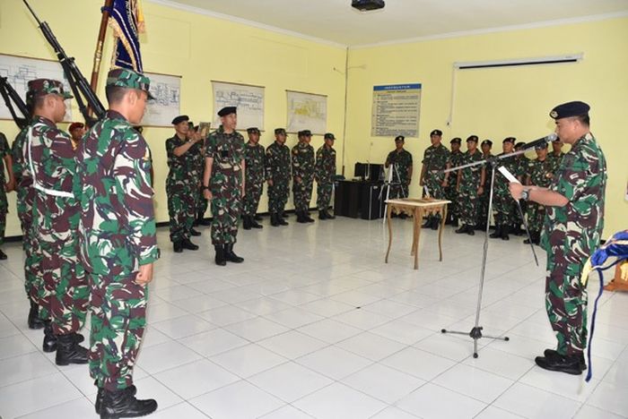 Mayor Laut (P) Heri Oktavian, M. Sc Jabat Komandan Sekolah Kapal Selam Kodiklatal.
