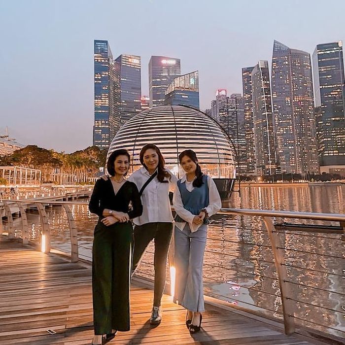 Padu padan outfit putih ala Felicia Tissue