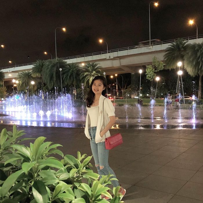 Padu padan outfit putih ala Felicia Tissue