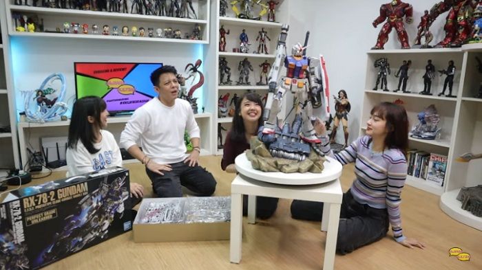 YouTube Jajanan Sultan__ Ariel NOAH ungkap bugdetnya demi membeli mainan yang tembus puluhan juta rupiah