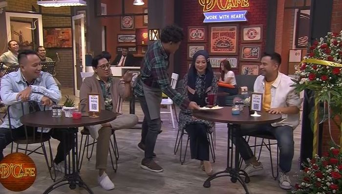 Desy Ratnasari saat hadir menjadi bintang tamu acara yang dipandu Raffi Ahmad