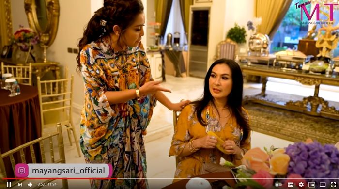 Mayangsari dan Iis Dahlia