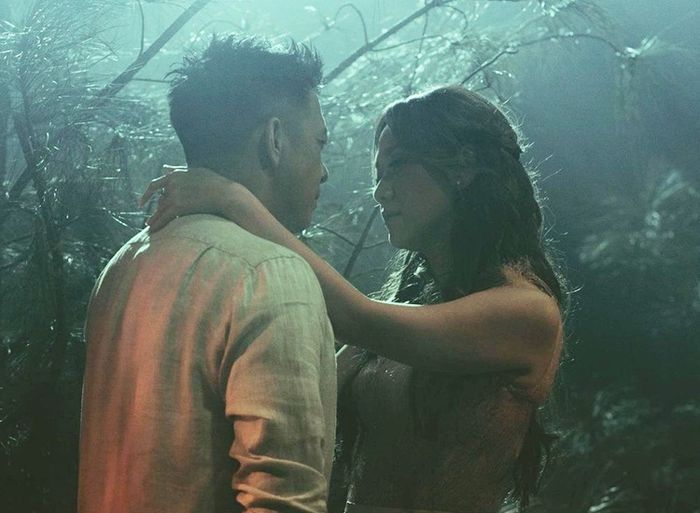 BCL dengan Ariel Noah di video clip lagu Mencari Cinta