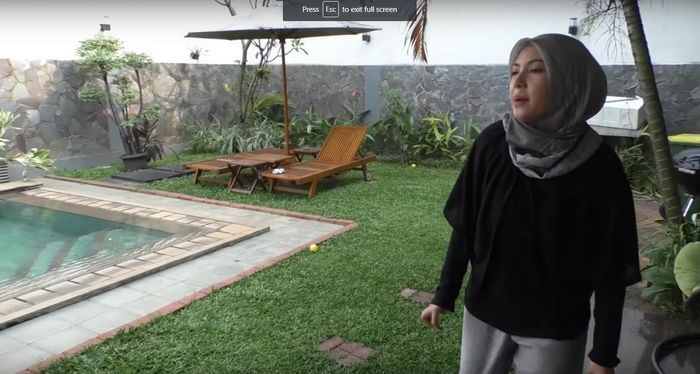 Halaman belakang rumah <a href='https://manado.tribunnews.com/tag/ratna-galih' title='Ratna Galih'>Ratna Galih</a>