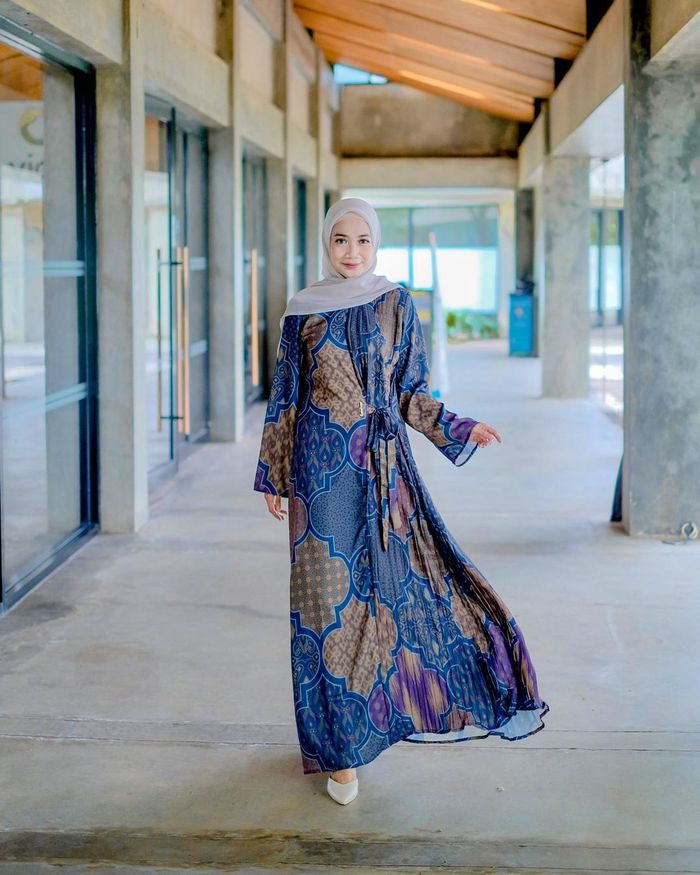 Gamis Ala Adik Syahrini / Syahrini Ternyata Pernah Pakai ...