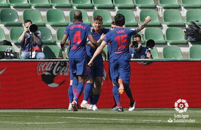Marcos Llronte mencetak gol pembuka Atletico Madrid dalam laga kontra Elche di Liga Spanyol