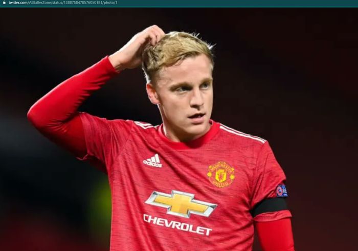 Donny van de Beek tak mendapat banyak menit bermain bersama Manchester United.