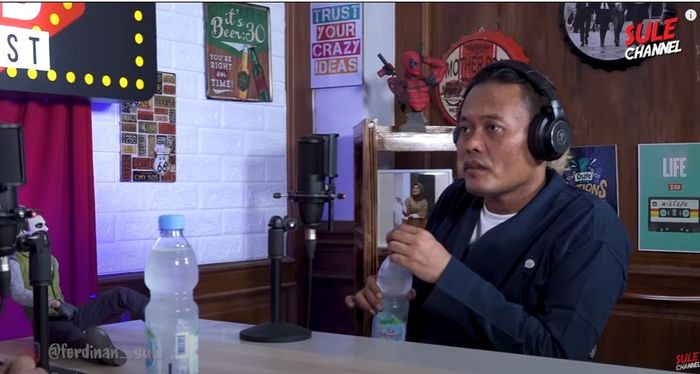 Sule mangaku sifatnya sangat berbeda dengan dirinya saat di layar kaca.