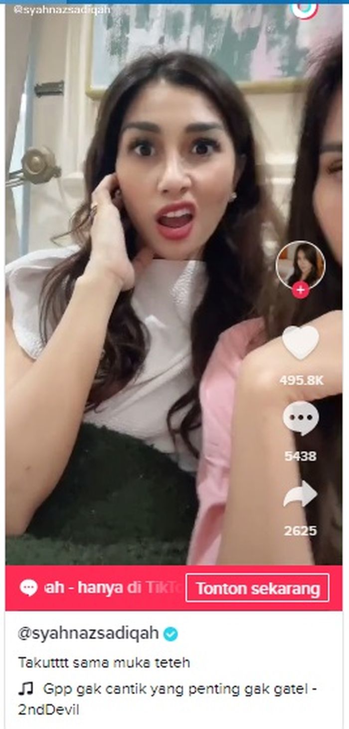 Tik Tok <a href='https://palembang.tribunnews.com/tag/nisya' title='Nisya'>Nisya</a> Ahmad dan <a href='https://palembang.tribunnews.com/tag/syahnaz' title='Syahnaz'>Syahnaz</a> Sadiqah