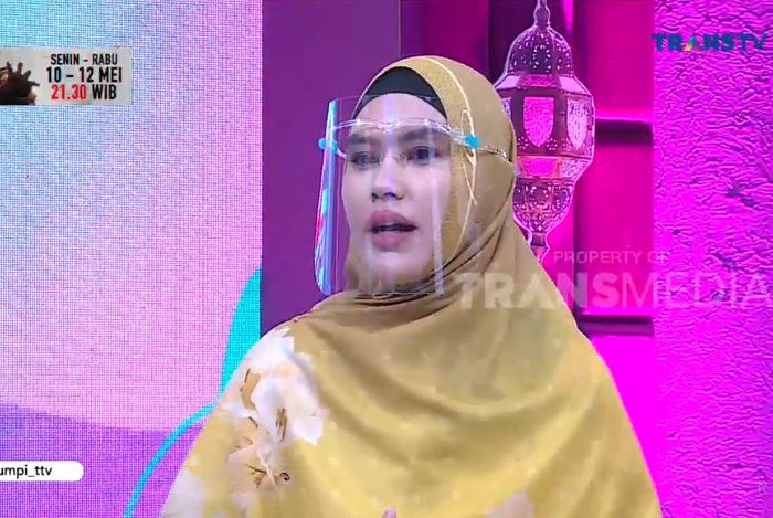 Kartika Putri di program Rumpi
