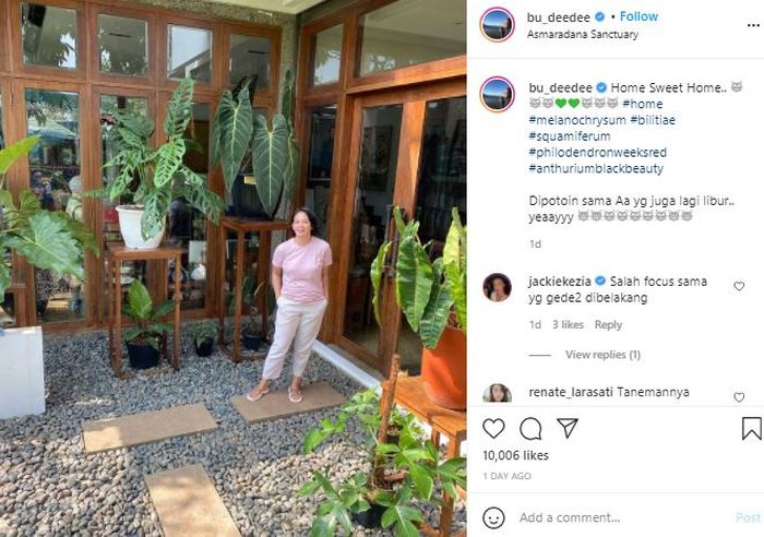 Rumah artis Anjasmara yang tampak adem