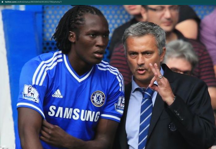 Romelu Lukaku semasa masih berseragam Chelsea dilatih oleh Jose Mourinho.