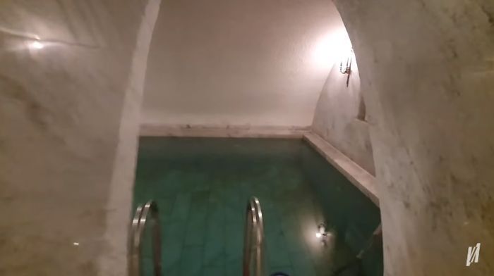 Kastil milik Vidi Aldiano di Jerman