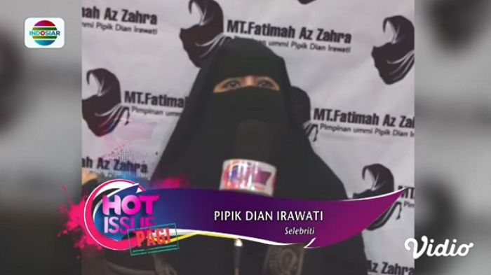 Umi Pipik membela diri usai dihujat karena pengakuan tentang Uje poligami