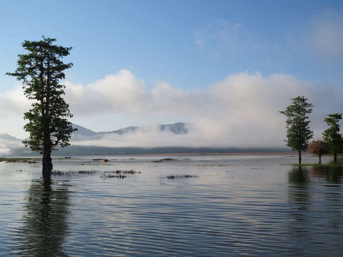 Danau Ira Lalaro