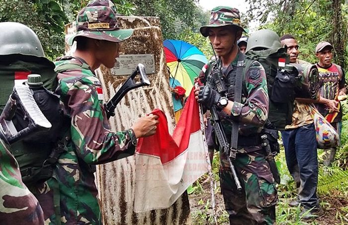 Patok batas antara negara Republik Indonesia dan Papua New Guinea (PNG) Meredian Monumen (MM) 7.2, selama 30 tahun berhasil ditemukan prajurit Satuan Tugas (Satgas) Pengaman Perbatasan (Pamtas) Yonif Raider 700 Wira Yudha Cakti tak jauh dari Kampung Digi, Kabupaten Pegunungan Bintang.