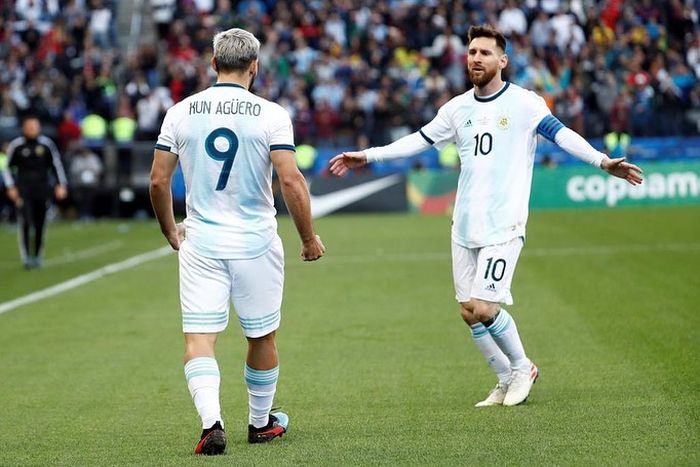 Sergio Aguero akan segera berduet dengan Lionel Messi.
