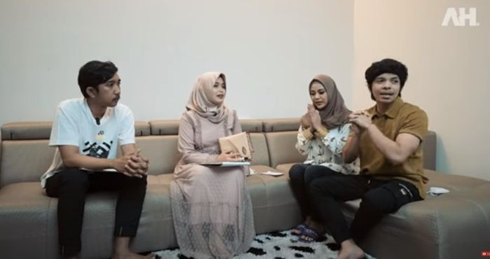 Perbincangan Atta Halilintar, Aurel Hermansyah dan karyawannya yang baru saja terkena musibah