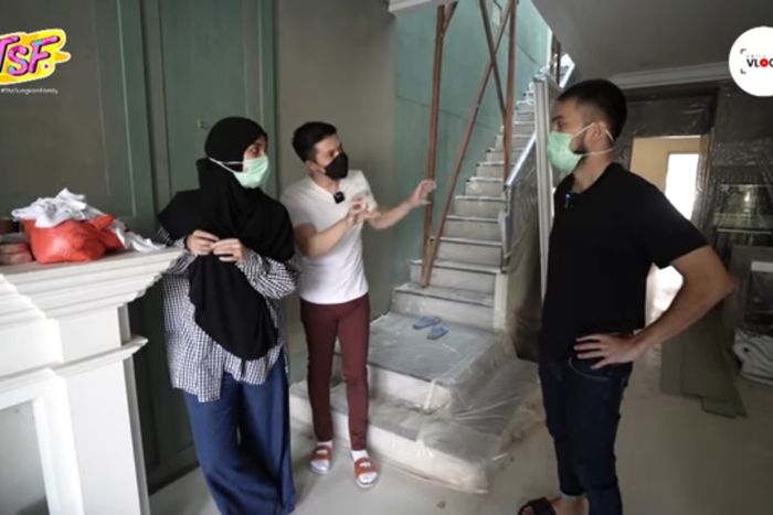 Rumah artis <a href='https://tribunmedan.cfd/tag/shireen-sungkar' title='Shireen&nbsp;Sungkar'>Shireen&nbsp;Sungkar</a> dan <a href='https://tribunmedan.cfd/tag/teuku-wisnu' title='Teuku&nbsp;Wisnu'>Teuku&nbsp;Wisnu</a> yang sedang direnovasi.