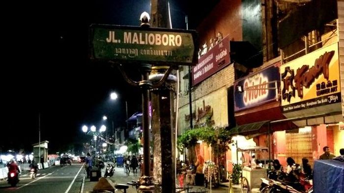 Viral video berisi curhat seorang wisatawan tentang harga mahal untuk seporsi pecel lele di kawasan Malioboro, Kota Yogyakarta.