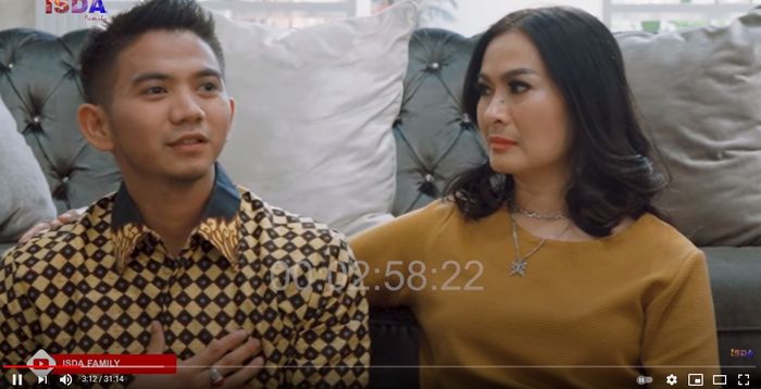Rizki dan Iis Dahlia