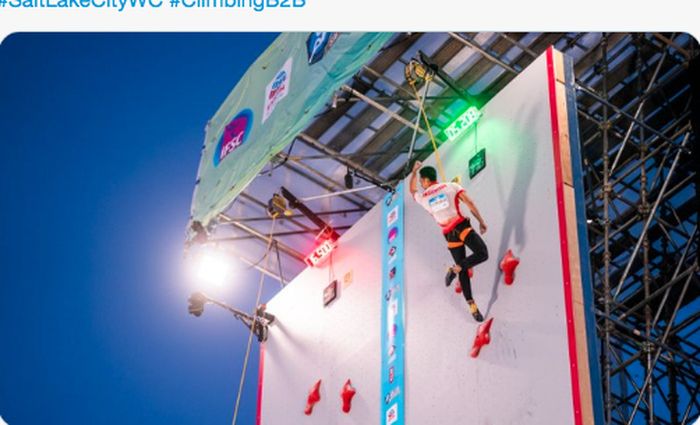 Atlet panjat tebing Indonesia, Veddriq Leonardo, melakukan selebrasi usai mencetak rekor dunia di IFSC World Climbing Cup 2021, di Salt Lake City, Utah, Amerika Serikat, Sabtu (29/5/2021)